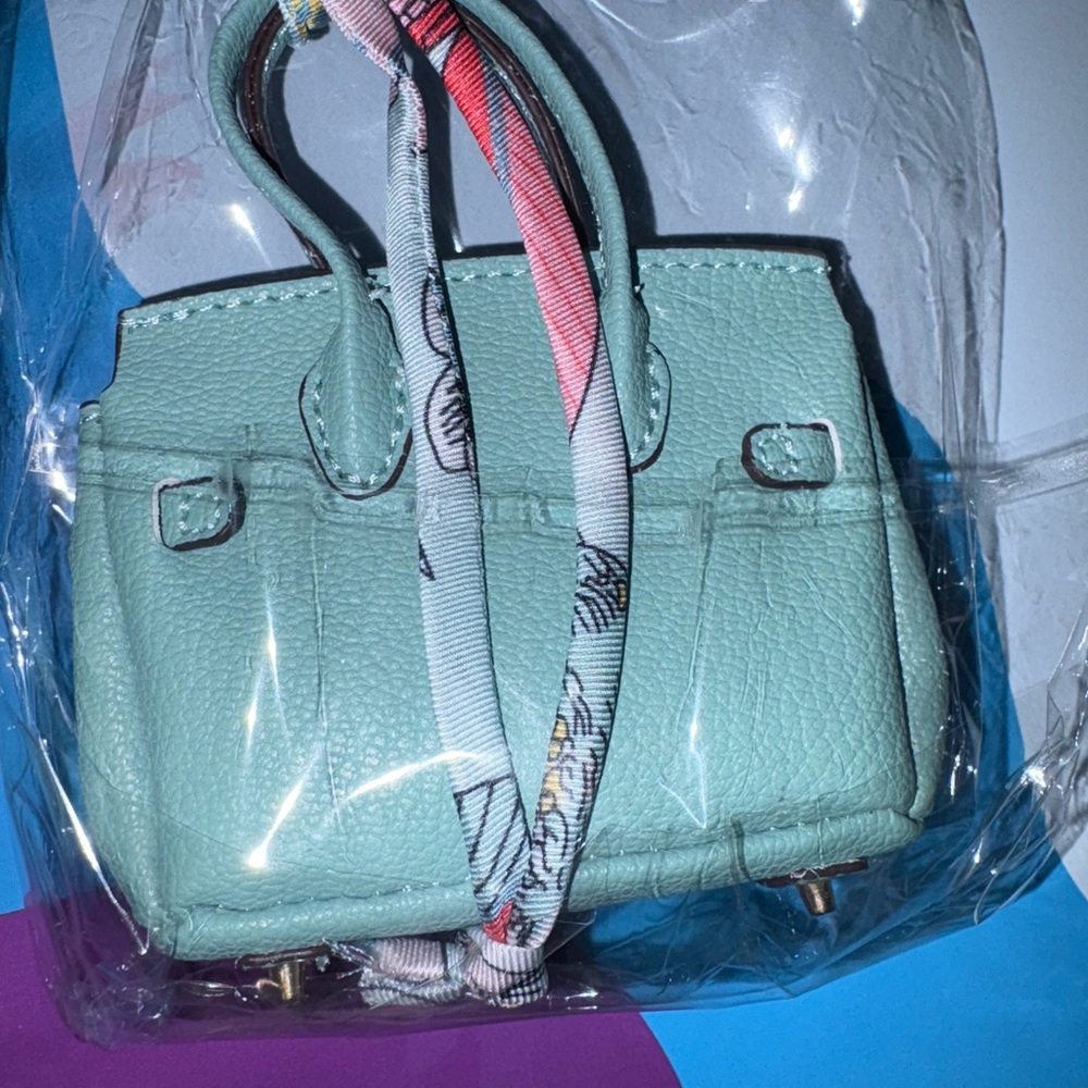 NWOT‎ unbranded blue purse charms - Picture 5 of 5